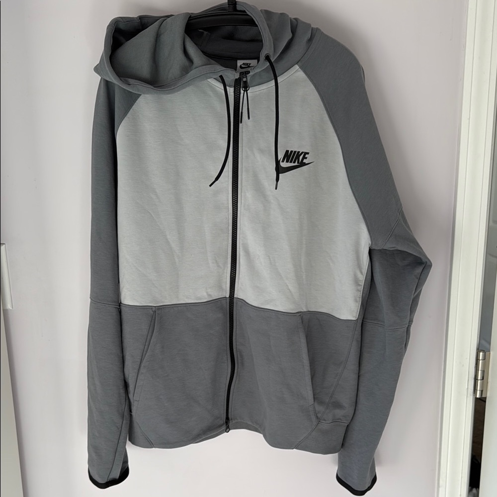 Nike Two-Tone Gray Zip Up Hoodie
